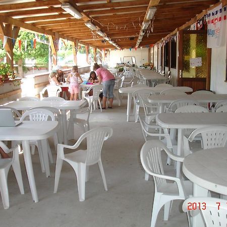 Camping Du Ried Boofzheim Exteriör bild